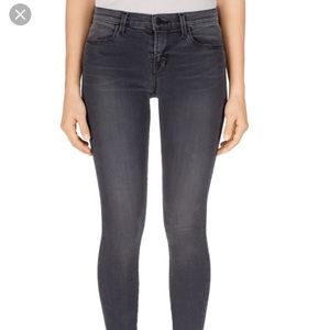 J Brand Mid Rise Super Skinny in Onyx